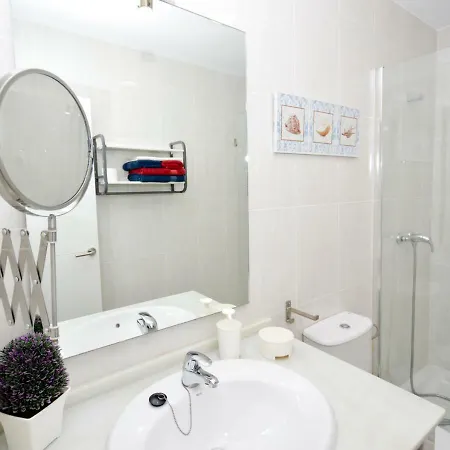 Mariposa Apartment *